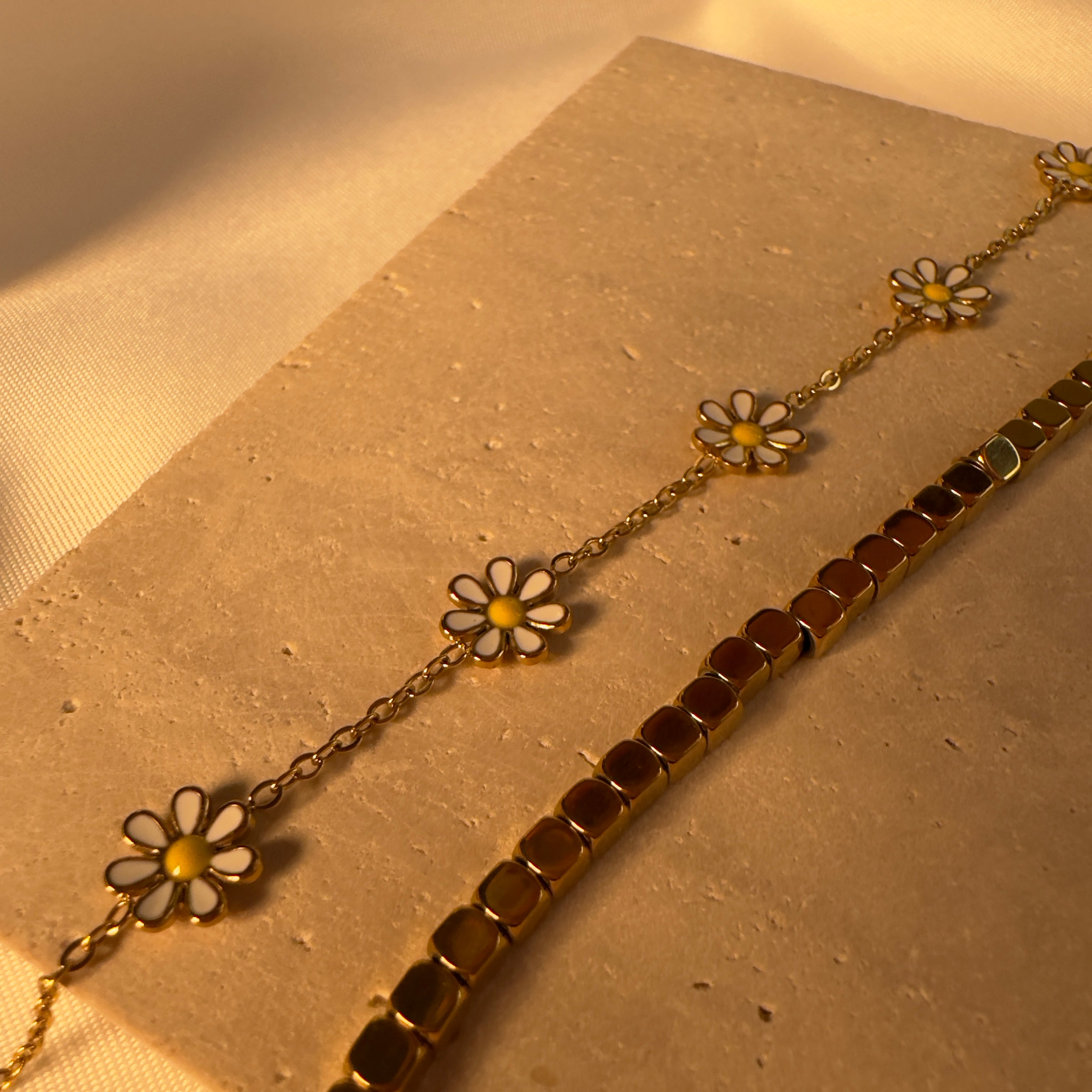 Daisy Bracelet