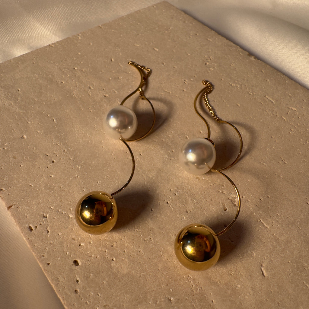 Pearl Twist Earring