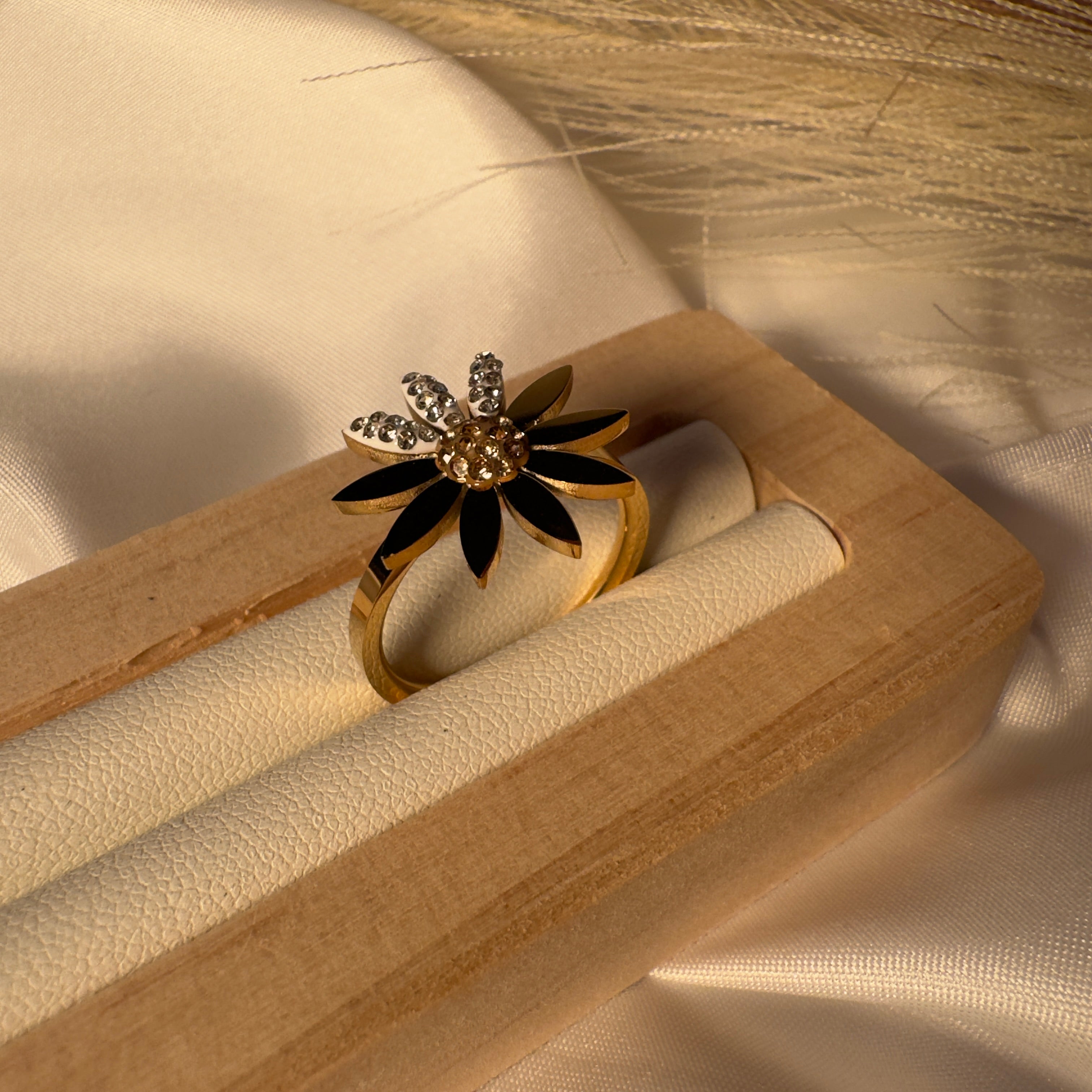 Daisy Ring